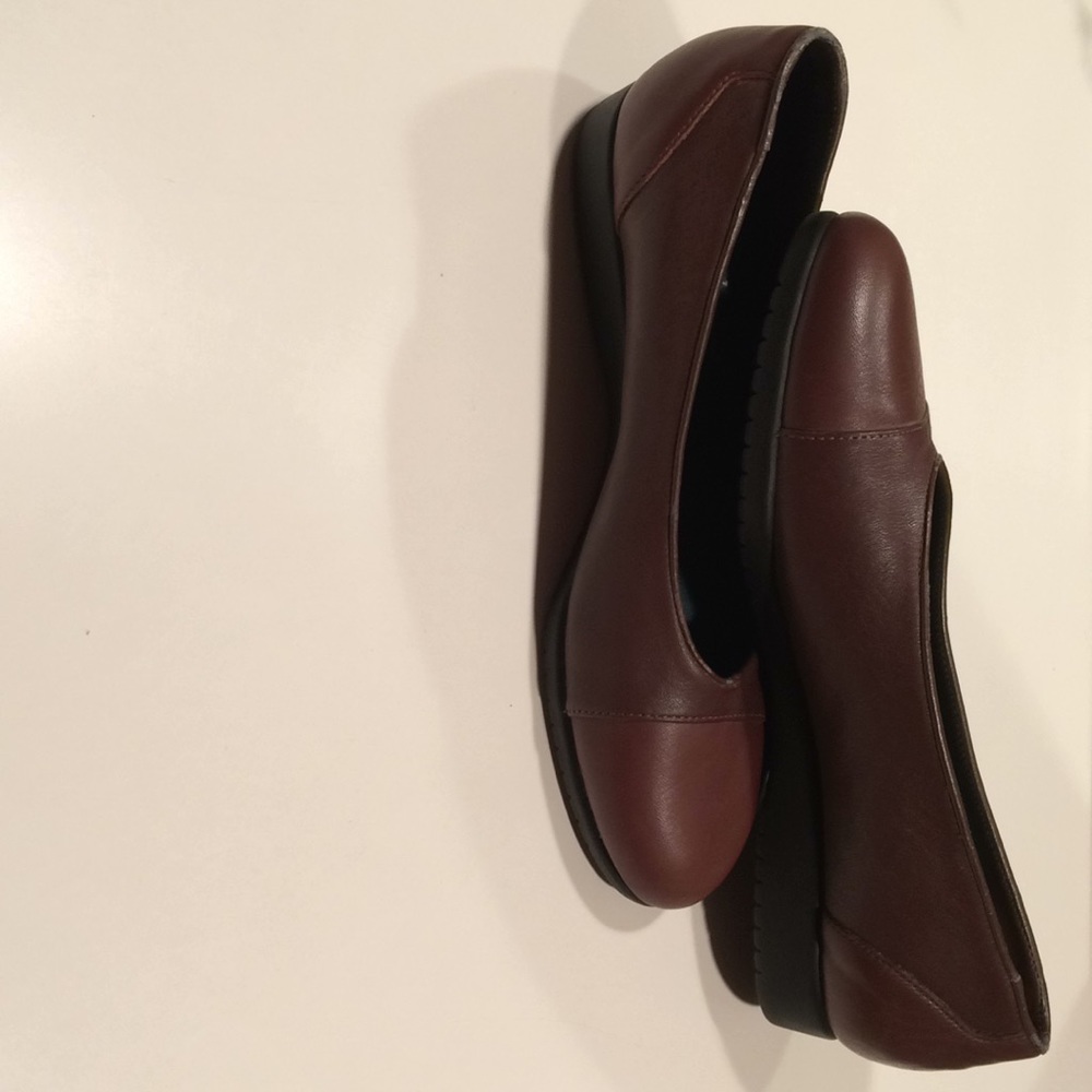 Shoes - Picture 3 of 3